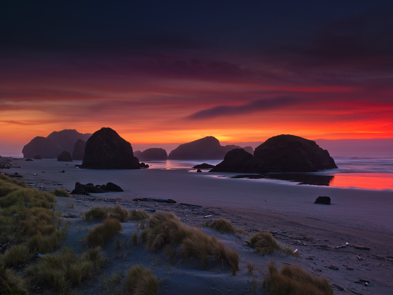 Along the Oregon coastline sea stacks scatter about.   This particular spot is one of my favorites.  The fresh ocean breeze and...