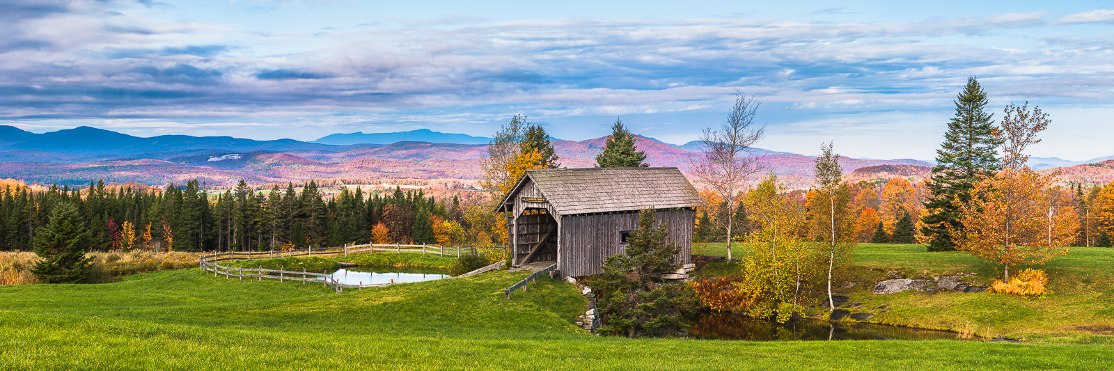 Descendant of the Foster Bridge offering a view into times not too long ago and still remnant around New England.